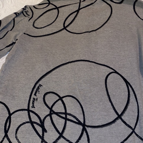 Moschino Jeans Gray& Black Top Size Small - Picture 2 of 14